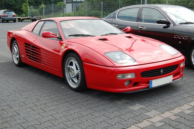 Der Ferrari Testarossa 512M wurde von 1994 1996 gebaut