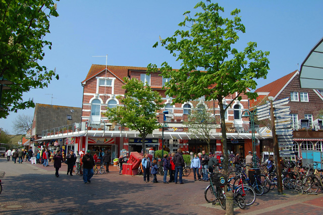 Langeoog Fotos 2 Hauptstraße MedienwerkstattWissen © 20062021