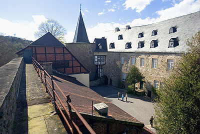 Die mittelalterliche Burg - Medienwerkstatt-Wissen © 2006-2017