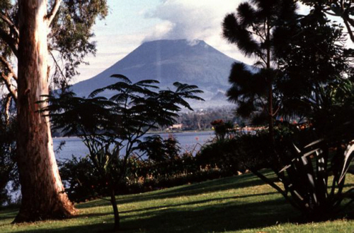 Nyiragongo Der Aktivste Und Gefahrlichste Vulkan Afrikas Medienwerkstatt Wissen C 2006 2021 Medienwerkstatt
