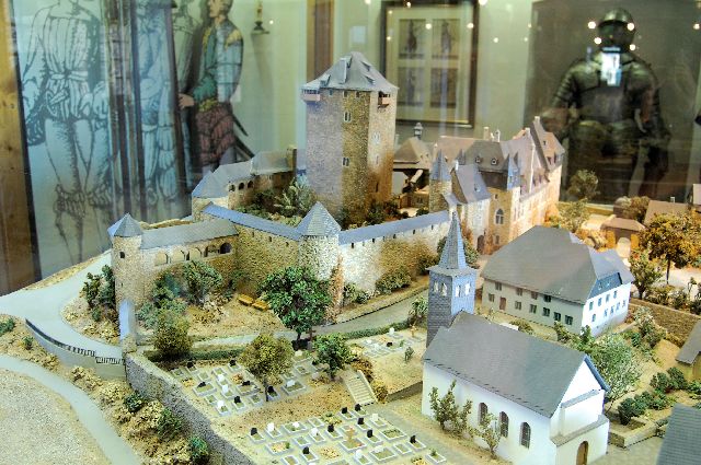 Modelle der Burganlage 2 MedienwerkstattWissen © 20062024