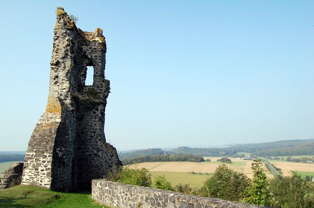 Burgruine Merenberg MedienwerkstattWissen © 20062025 Medienwerkstatt