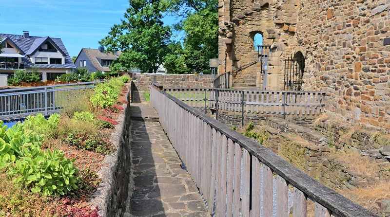 Ruine Burg Altendorf Fotos 7 MedienwerkstattWissen © 20062024